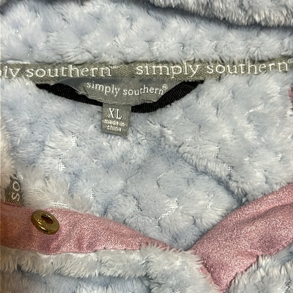 Simply Southern Fleece Pullover Women’s Size XL - Picture 6 of 7